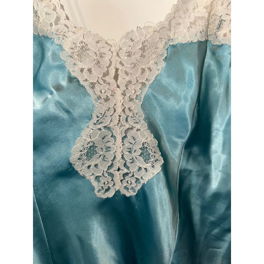 Partners Women’s Blue Satin Lingerie Lace Trim Slip  Size M/L